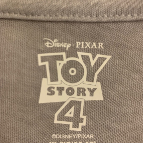 ✨Reduced NWT DISNEY TOY STORY 4 -many characters- t-shirt - Picture 4 of 4